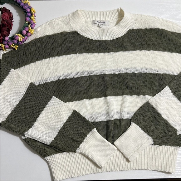 Madewell Striped Green and Cream Sweater 💚 - Picture 3 of 6